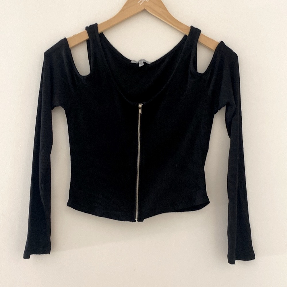 Charlotte Russe Semi Cropped Cold Shoulder Long Sleeve Zip Up Front Top